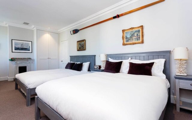 Luxury in Chelsea Townhouse