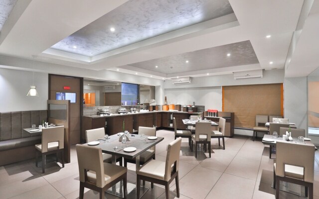 OYO Townhouse 740 Hotel Swastik