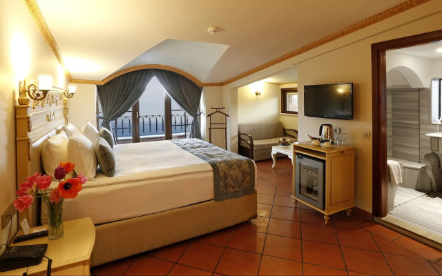 Sultanahmet Palace Hotel