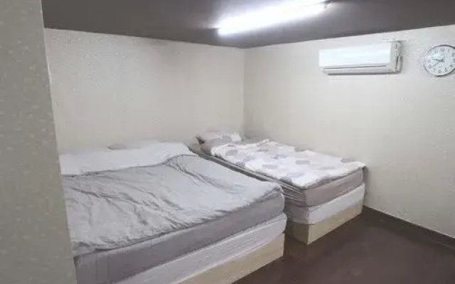 Gwanghwamun Guesthouse Goong