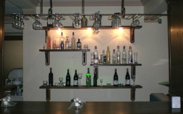 Kirkpinar Yesil Hotel