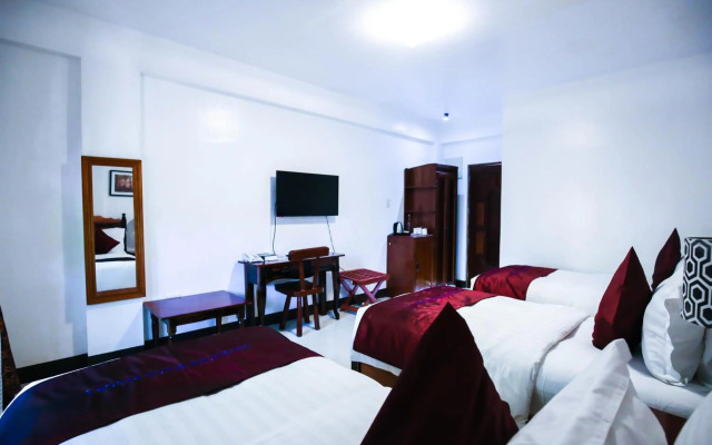 Doublegem Beach Resort and Hotel
