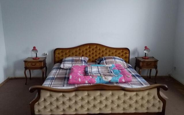 Art House Hostel Aleksandr