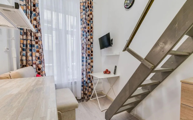 Piter Palace Emerald Apartments