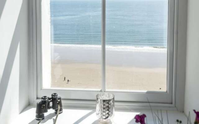 The Penthouse - Luxury 1 Bed - Panorama - Tenby