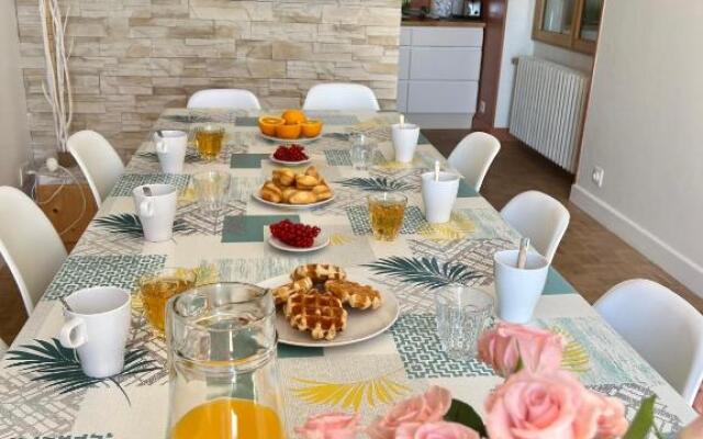 SUBLIME VILLA LA BARONNIE aux portes de BRIVE !