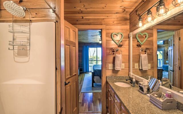 Bent Tree Cabin With Mountain & Lake Views!