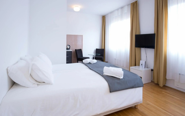 Nova City Hotel Signature Collection