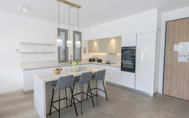 Protaras Azure Villa Azv15