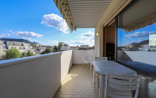 La Pause annécienne, appartement familial.