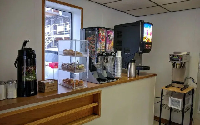 Tomahawk Motor Lodge By OYO Riverton US-26