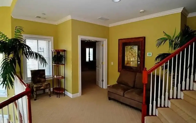 10 Knotts Way by RedAwning