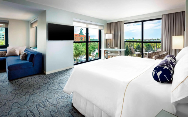 Walt Disney World Swan