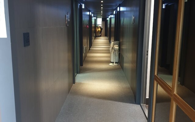 Suwon Haenggungdong Sunstar Motel