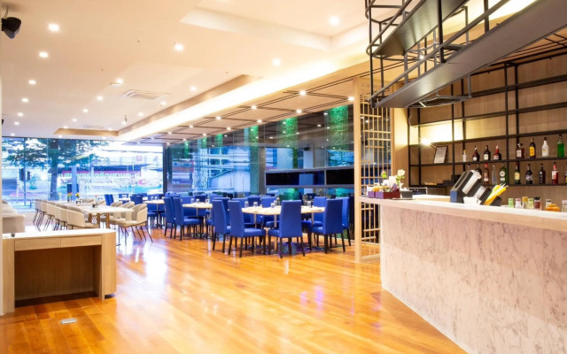 Le Srivaree Suvarnabhumi Airport Hotel