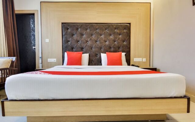 Oyo 60737 Hotel Purple Residency