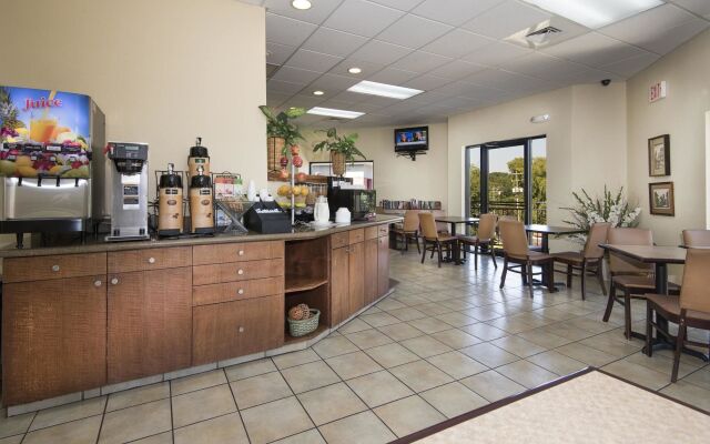 Markham House Suites Little Rock Medical Center