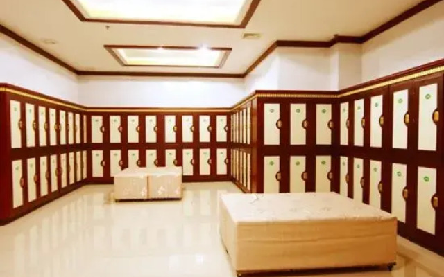 Huaxin Hotel