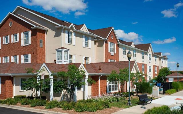 Sonesta Simply Suites Detroit Novi