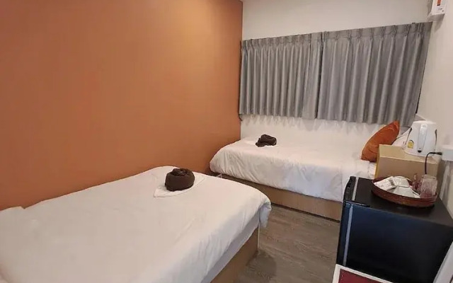 Nomads Homestay Sriracha
