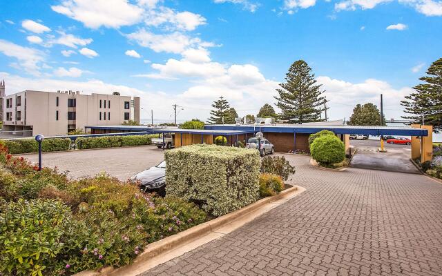 Richmond Henty Hotel