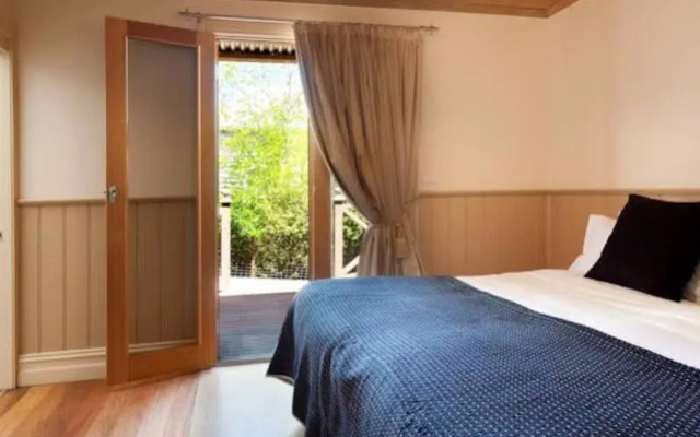 Apple Tree Cottage - Hepburn Springs