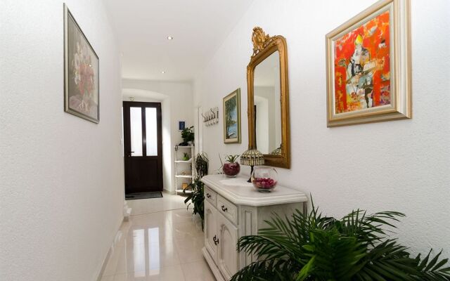 Rooms Mozara