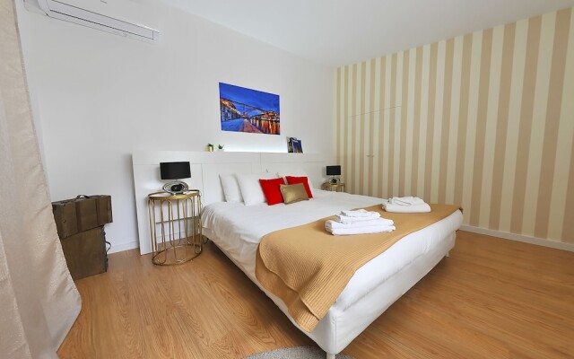 Oportoland T2 Suites