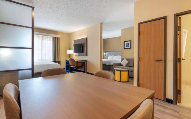 Comfort Suites McKinney - Allen