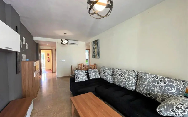 Beachside Apartment in Roquetas de Mar