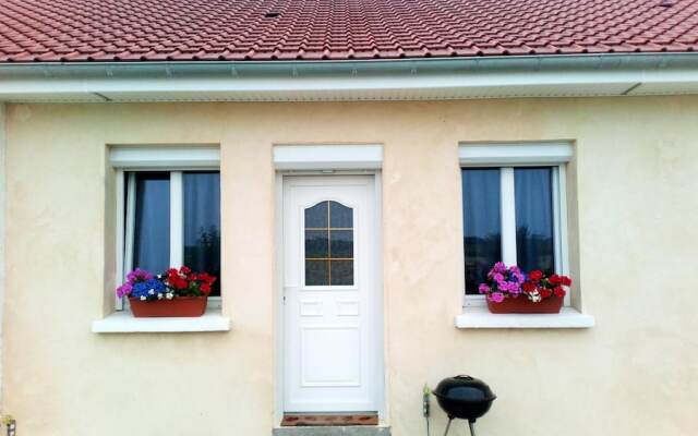 House With one Bedroom in Cayeux-sur-mer, With Enclosed Garden and Wifi