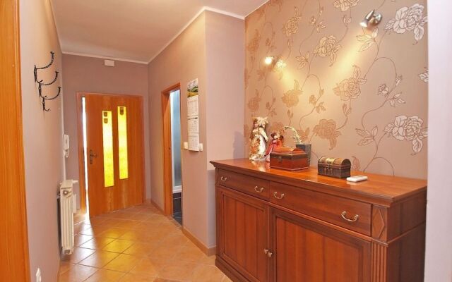 Apartment 1413