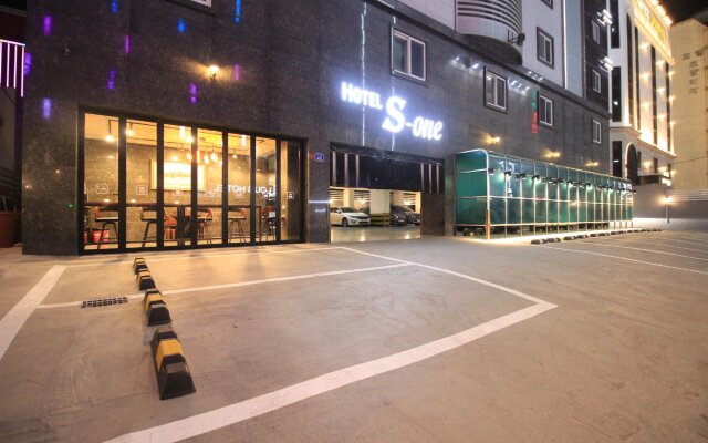 Haeundae S-one Hotel