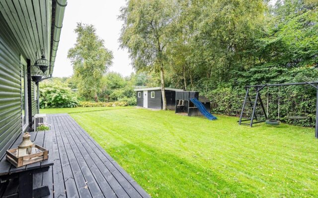 6 Person Holiday Home in Hemmet