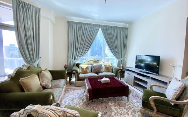 Luxury 2BR Apartment with partial Marina views