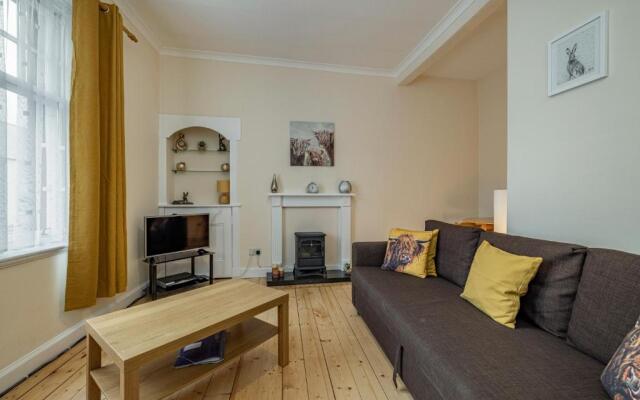 Bright flat in Lauder Centre