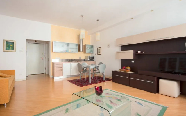 Triestevillas Via Diaz