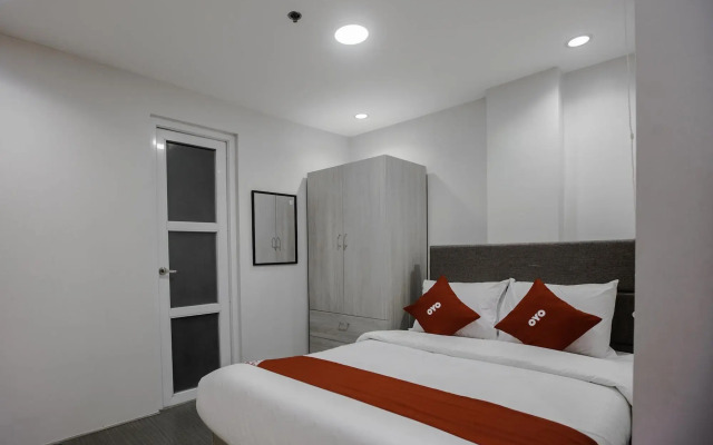 Sanchez Hotel by OYO Rooms