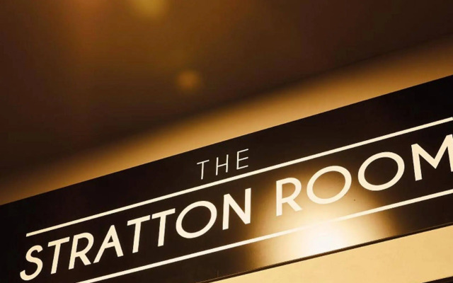 Mornington Hotel
