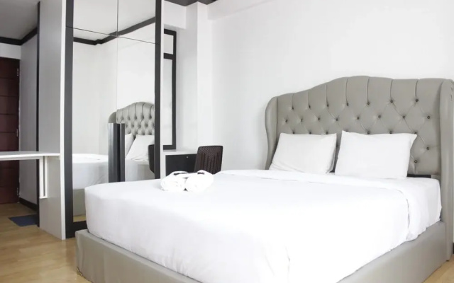 Pleasant and Comfy Studio Room at Emerald Towers Apartment