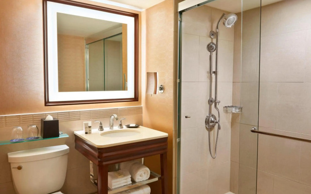 Sheraton Centre Toronto Hotel