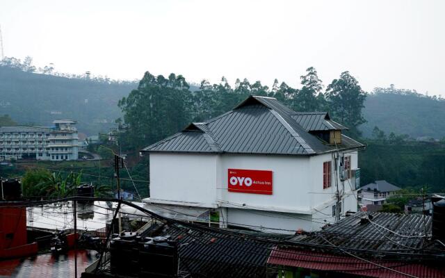 OYO 8653 Achus Inn