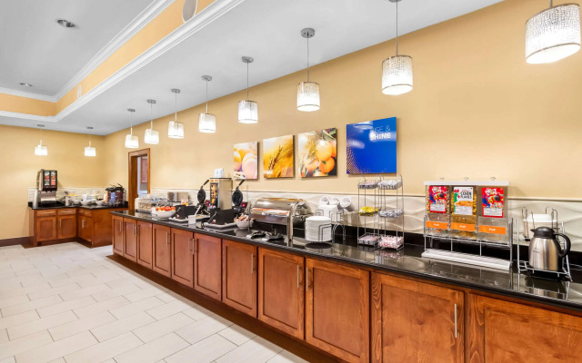 Comfort Suites at Katy Mills