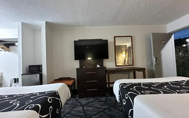 Travel Inn Kingsport