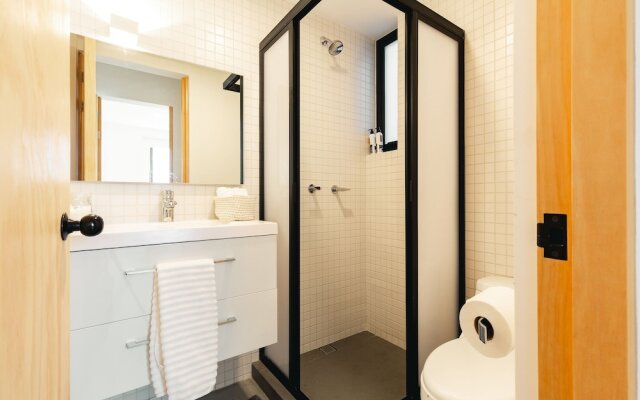 2br 2ba Romita Casa! Hi Tech & Super Modern!
