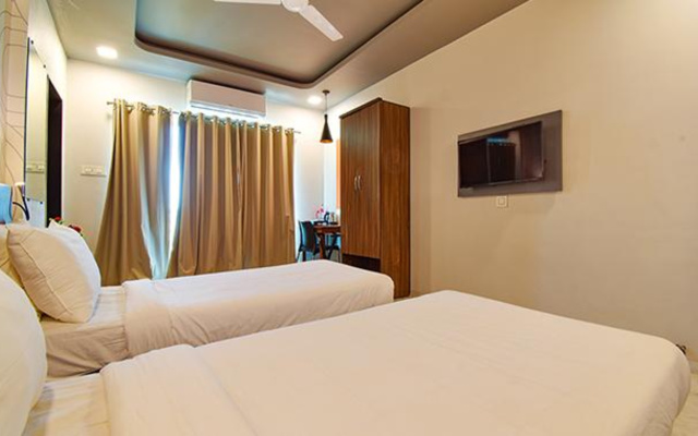 Fabhotel Manomay Homes