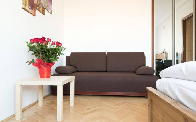 Apartament One by Your Freedom
