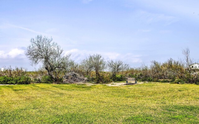 Pet-friendly Surfside Beach Home w/ Deck & Grill