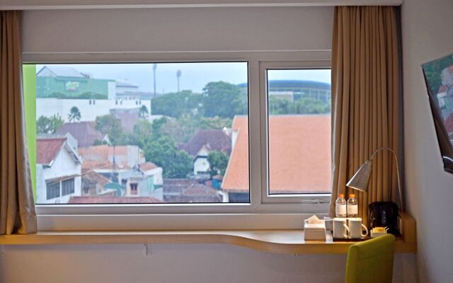 Whiz Prime Hotel Basuki Rahmat Malang