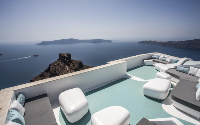 Santorini Cliffs Hotel